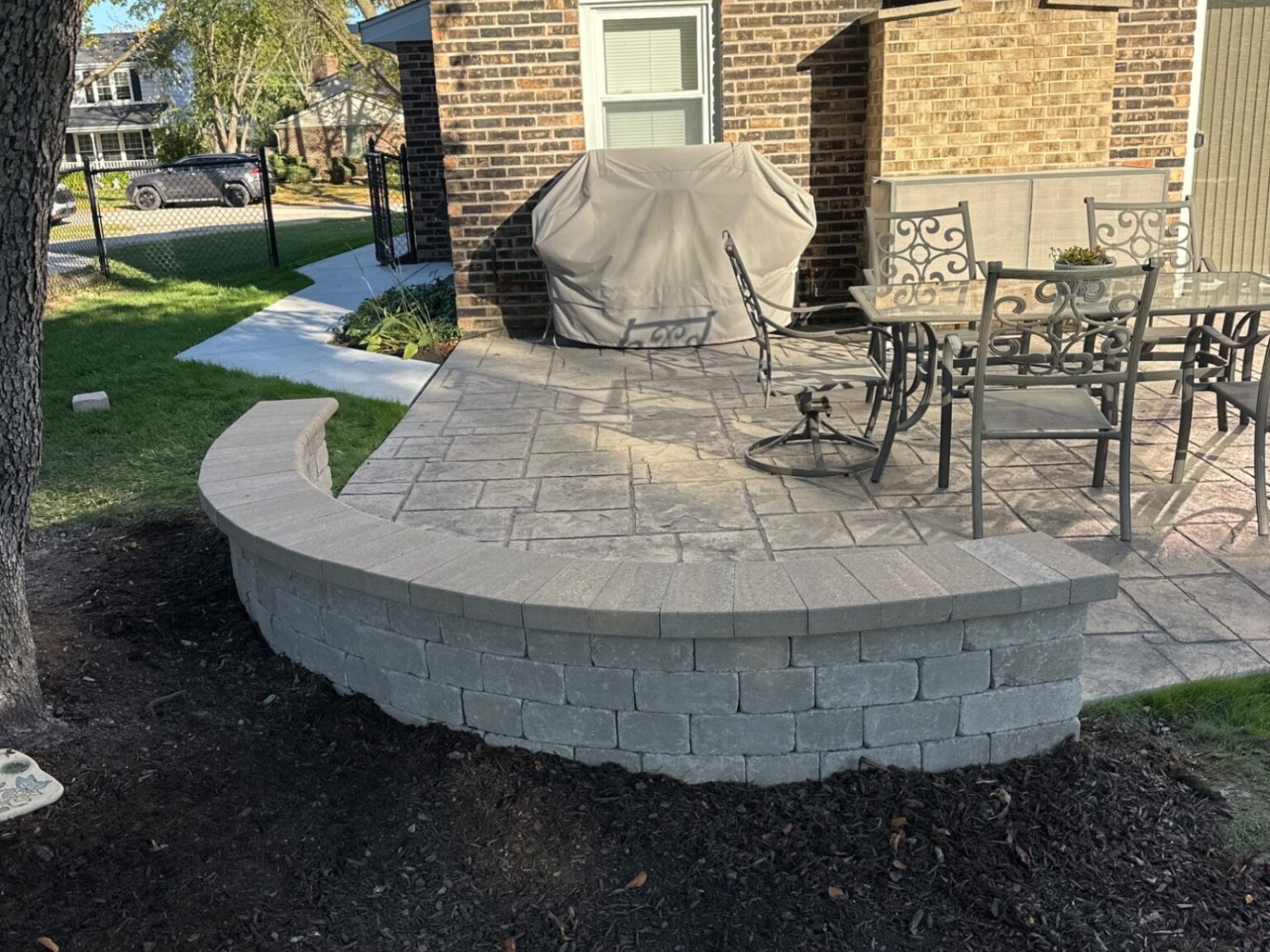 Paver seat wall installation